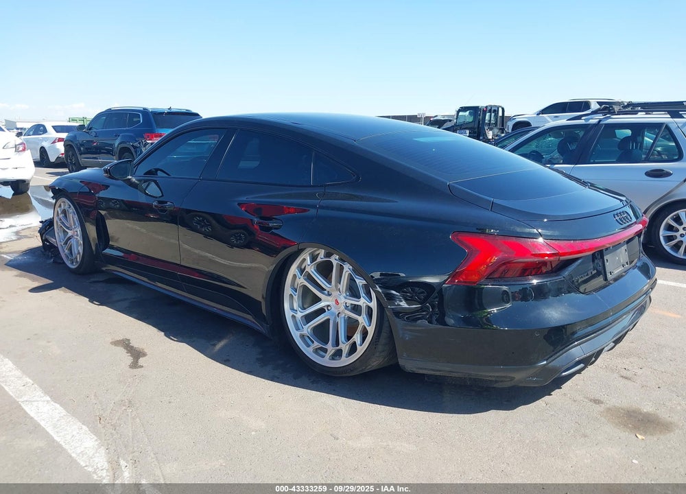 2022 AUDI E-TRON GT PREMIUM PLUS QUATTRO VIN: WAUFJBFW3N7007812