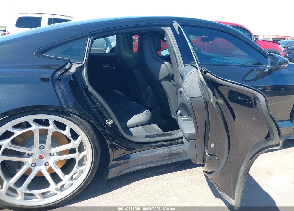 2022 AUDI E-TRON GT PREMIUM PLUS QUATTRO VIN: WAUFJBFW3N7007812
