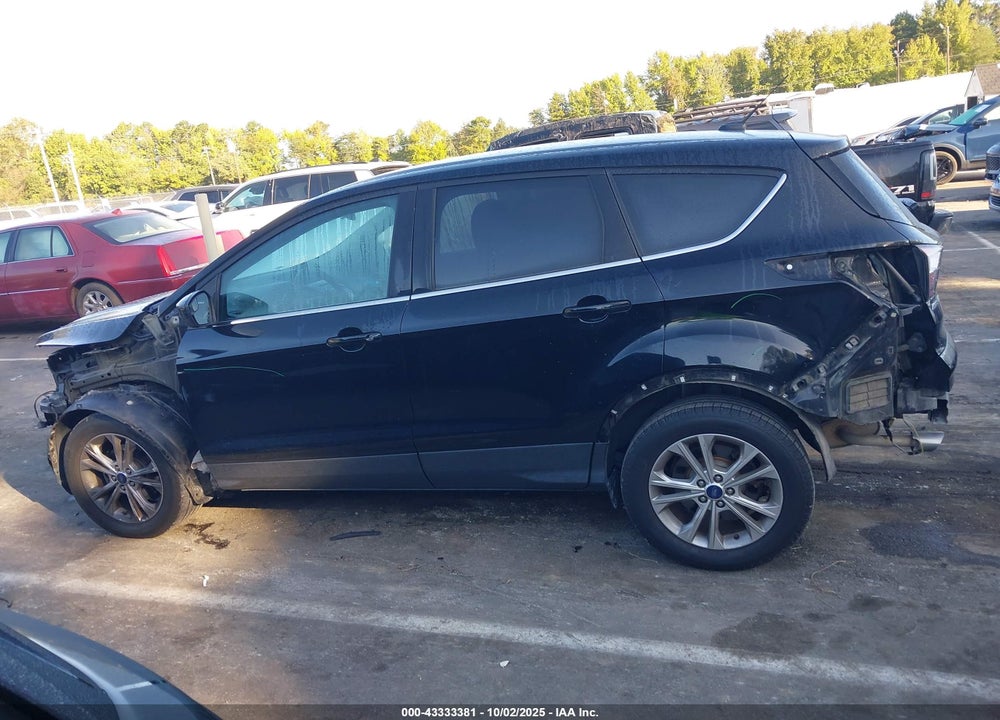 2017 FORD ESCAPE VIN: 1FMCU0GD6HUB03692