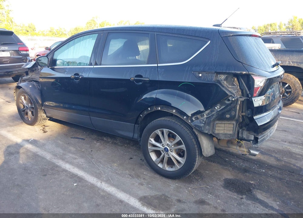 2017 FORD ESCAPE VIN: 1FMCU0GD6HUB03692