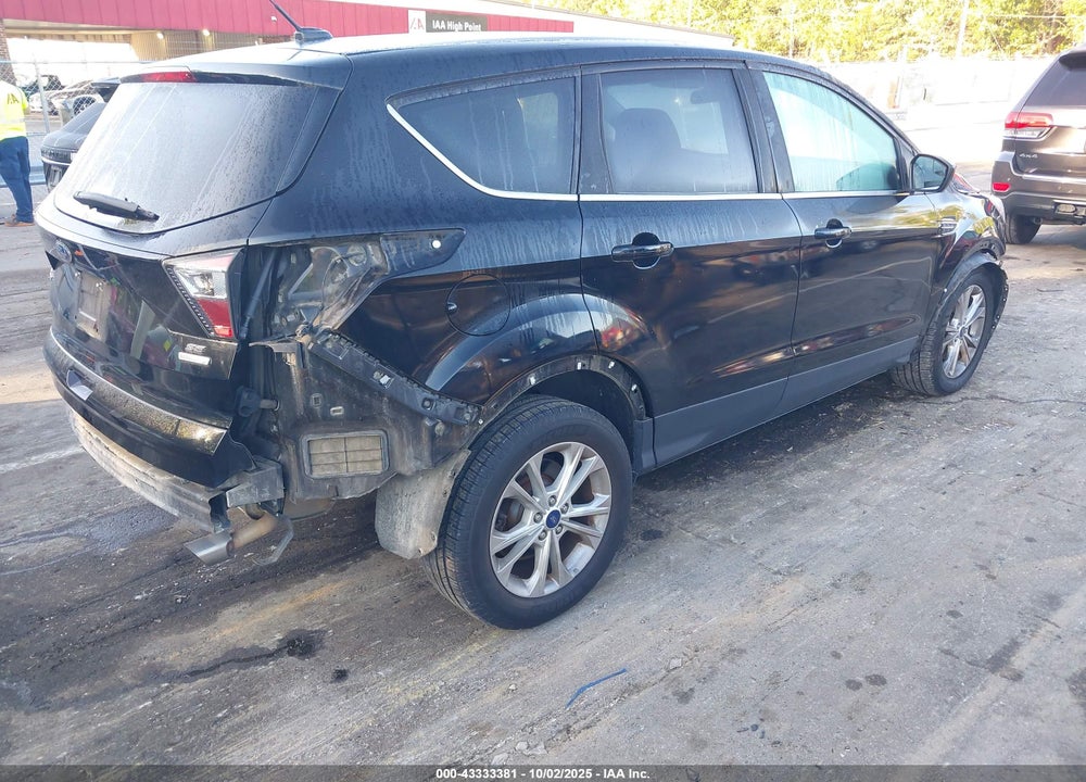 2017 FORD ESCAPE VIN: 1FMCU0GD6HUB03692