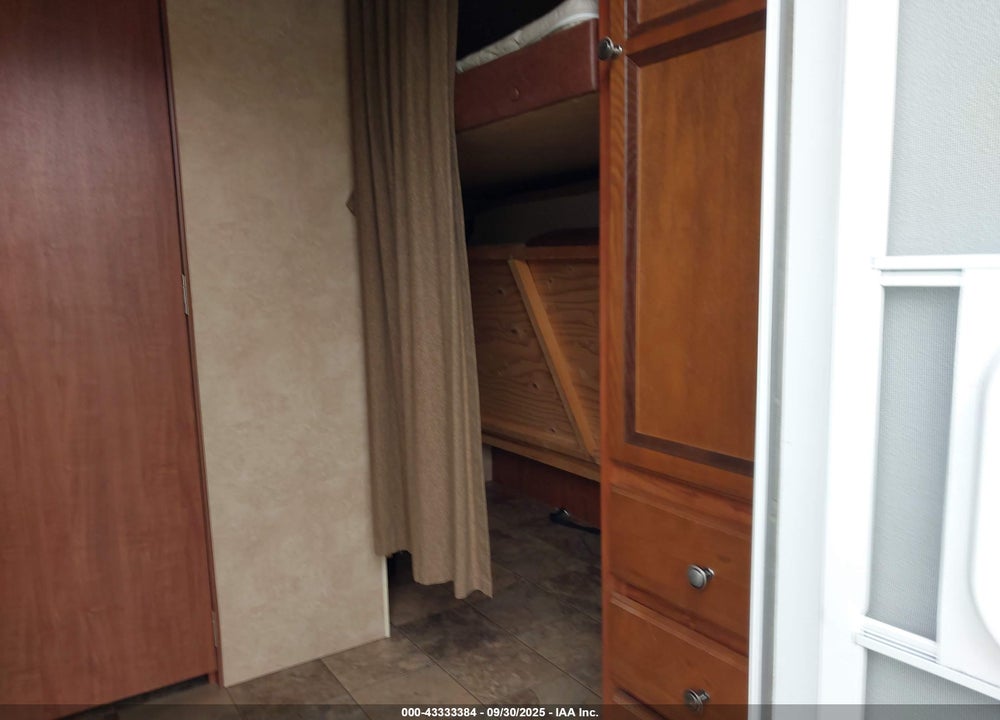 2012 JAYCO FEATHERLIT VIN: 1UJBJ0BL6C1J30148