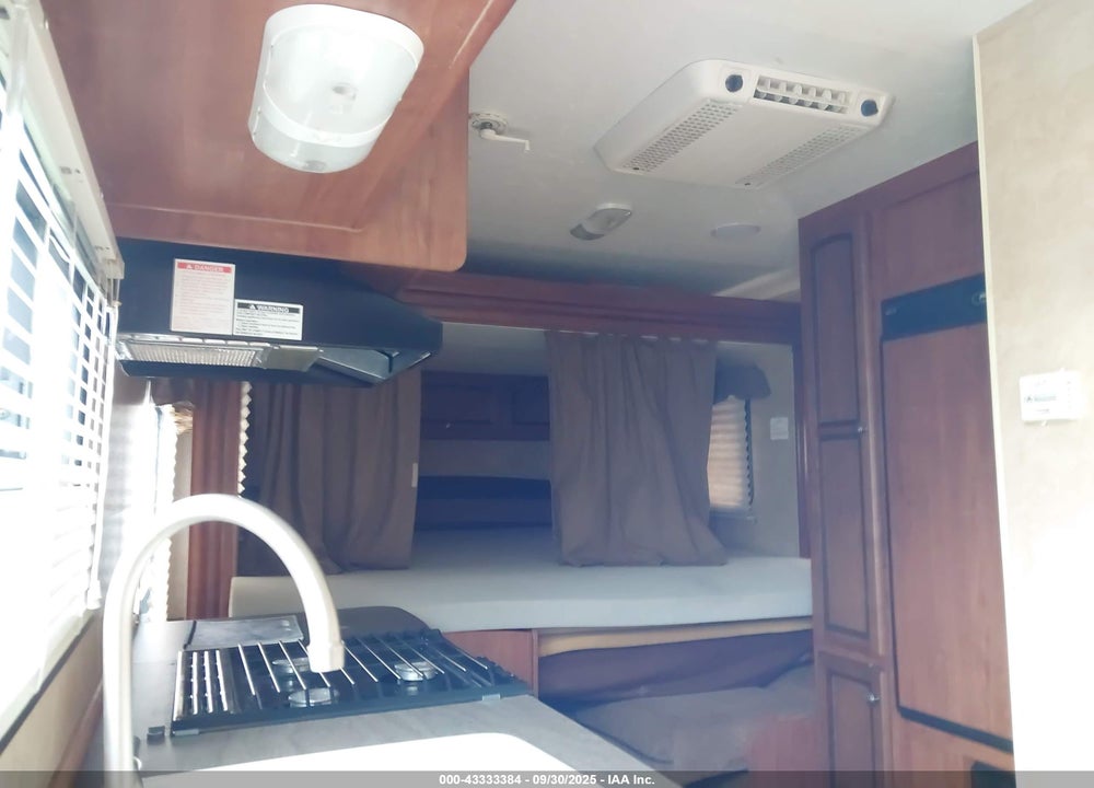 2012 JAYCO FEATHERLIT VIN: 1UJBJ0BL6C1J30148