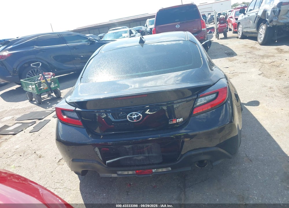 2022 TOYOTA GR 86 VIN: JF1ZNBB11N9750073