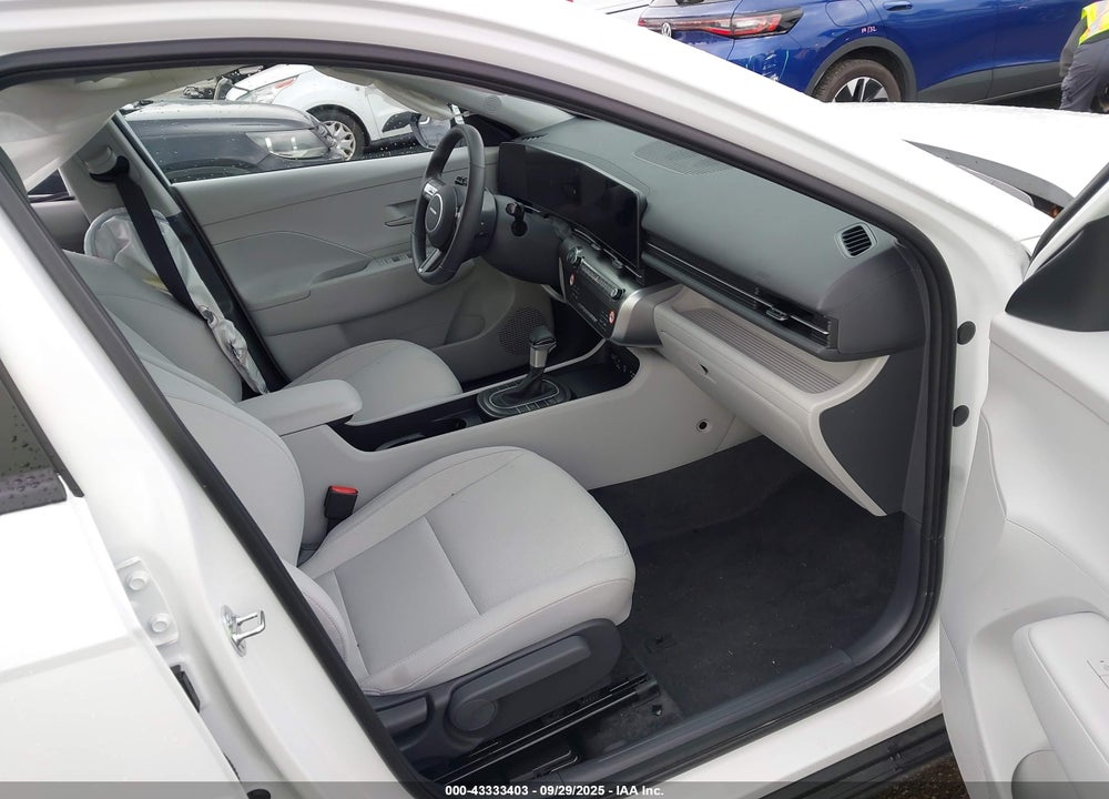 2025 HYUNDAI KONA SEL VIN: KM8HB3AB9SU298165