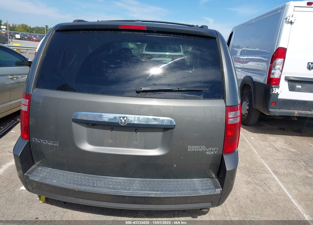 2010 DODGE GRAND CARAVAN SXT VIN: 2D4RN5D17AR317020