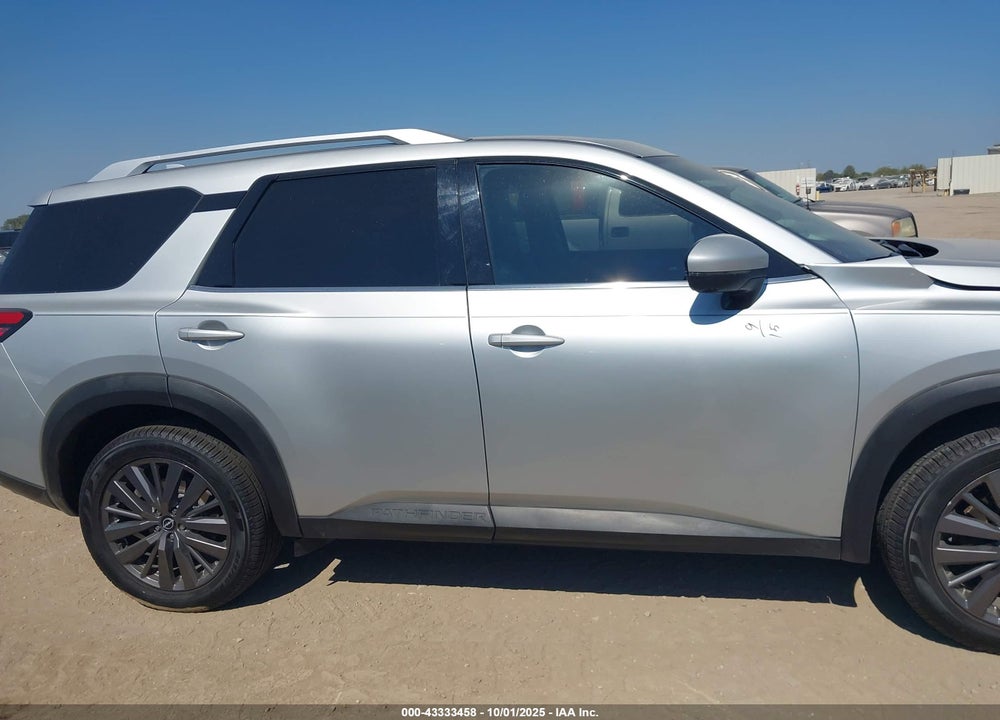 2023 NISSAN PATHFINDER SL FWD VIN: 5N1DR3CB0PC208521