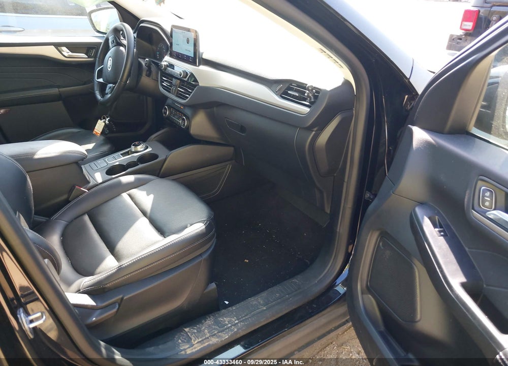 2021 FORD ESCAPE VIN: 1FMCU9H68MUB08102