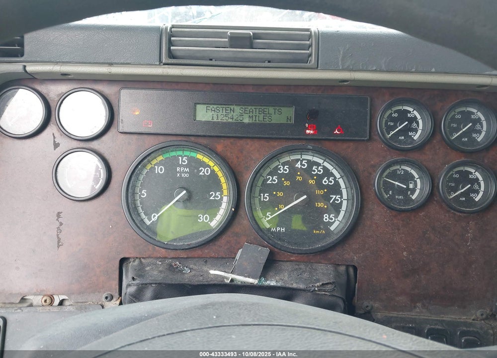 2007 FREIGHTLINER CONVENTIONAL ST120 VIN: 1FUJBBAV97LY53275