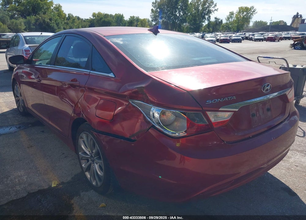 2011 HYUNDAI SONATA VIN: 5NPEB4AC1BH093262