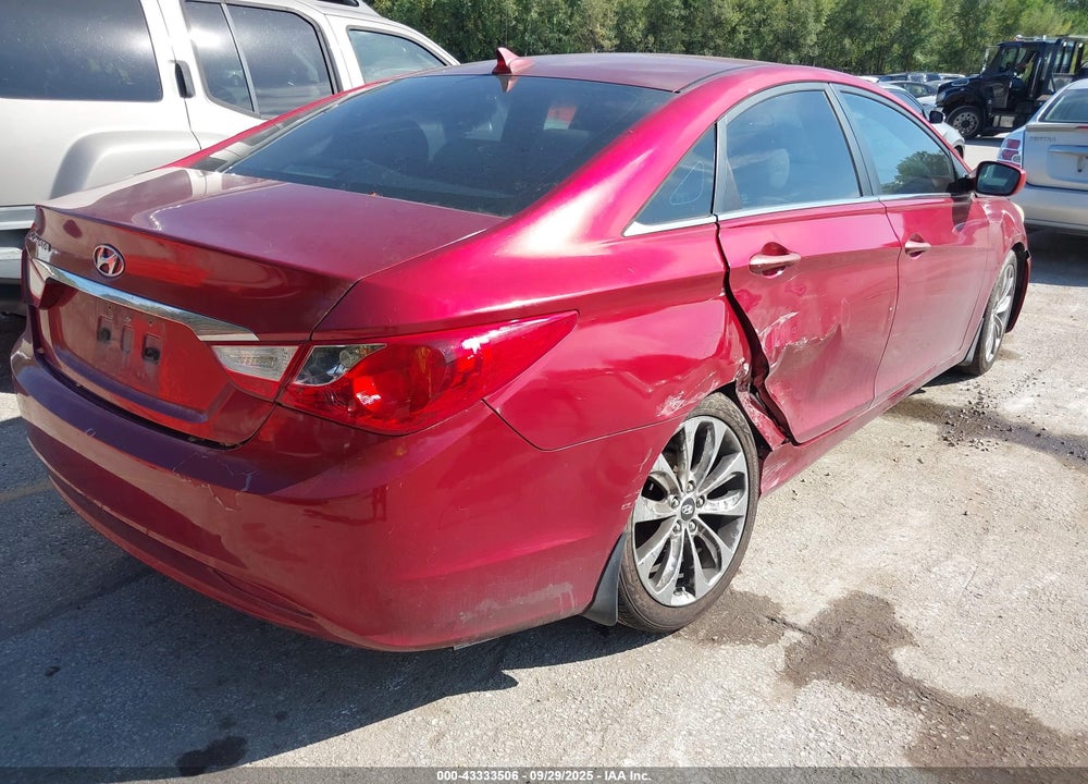 2011 HYUNDAI SONATA VIN: 5NPEB4AC1BH093262