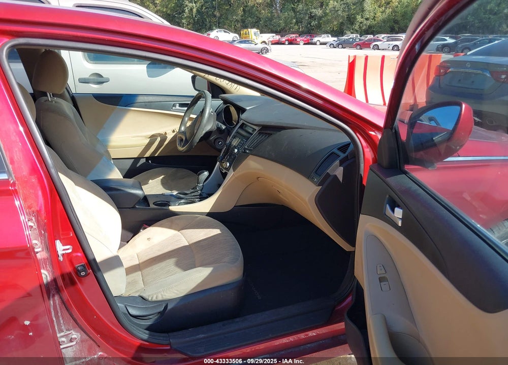 2011 HYUNDAI SONATA VIN: 5NPEB4AC1BH093262