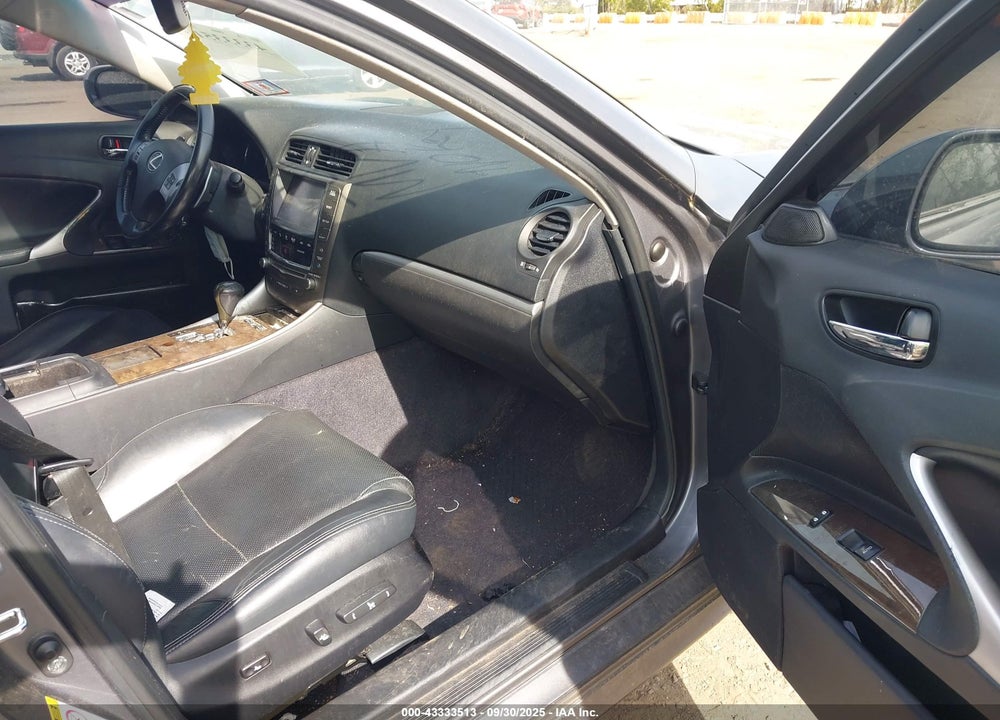 2013 LEXUS IS 250 VIN: JTHCF5C2XD5061904
