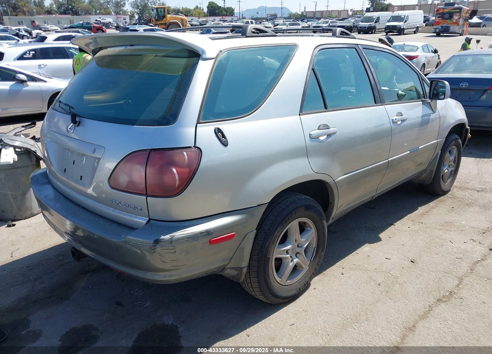 2000 LEXUS RX 300 VIN: JT6GF10U1Y0065822
