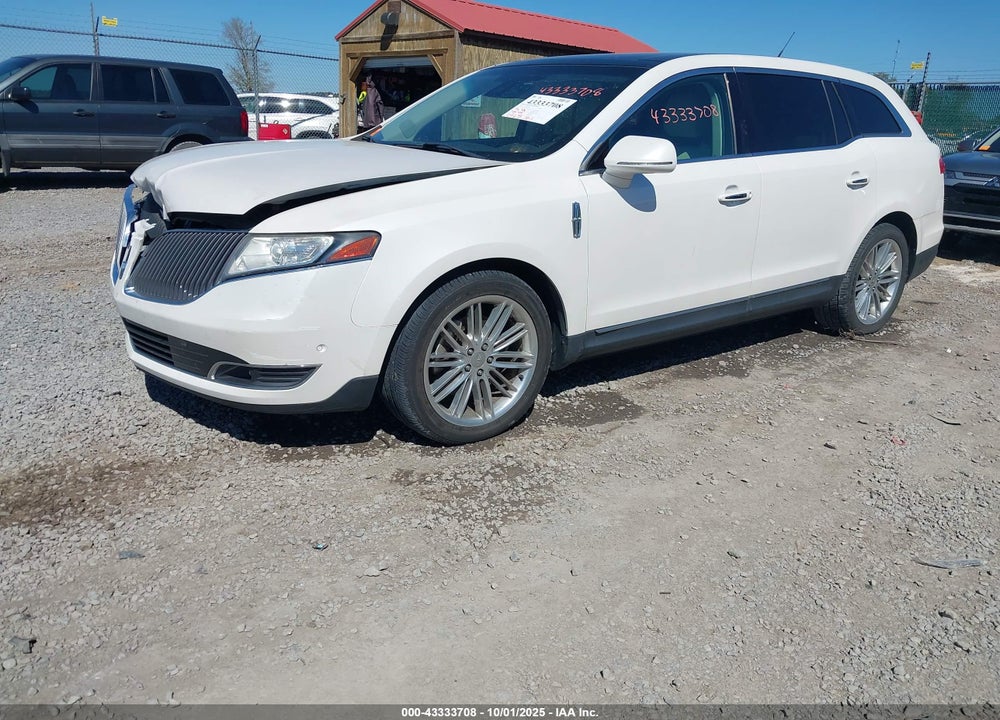 2014 LINCOLN MKT VIN: 2LMHJ5AT8EBL56143