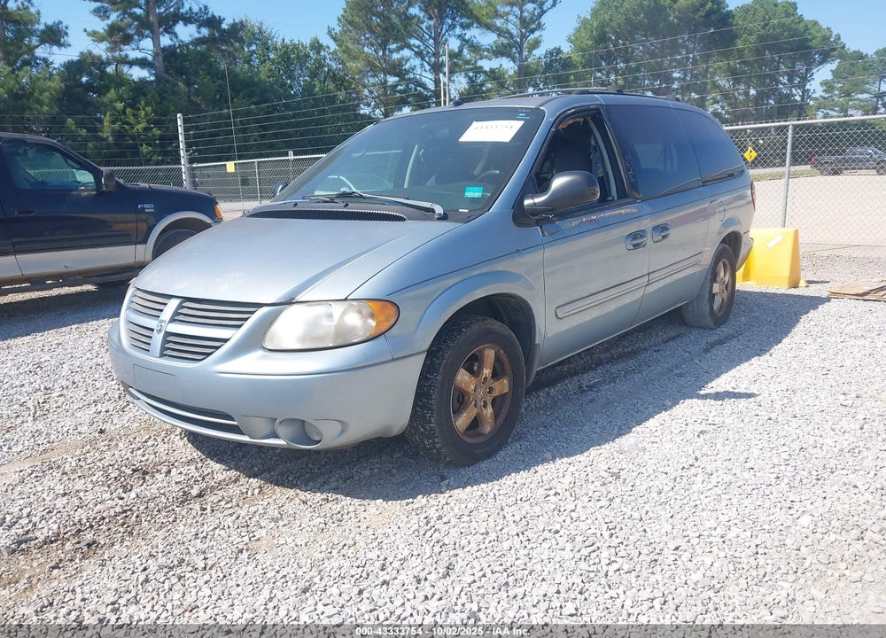 2005 DODGE GRAND CARAVAN SXT VIN: 2D4GP44L25R516611