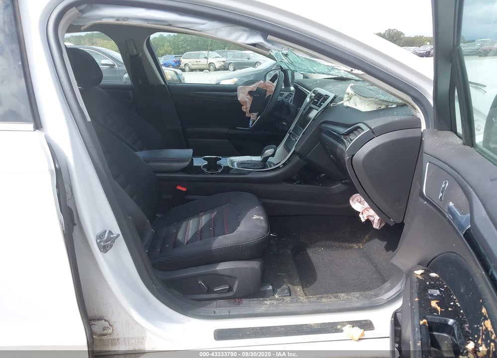 2015 FORD FUSION SE VIN: 3FA6P0H98FR170937