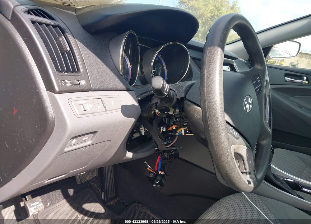 2013 HYUNDAI SONATA GLS VIN: 5NPEB4AC3DH567084