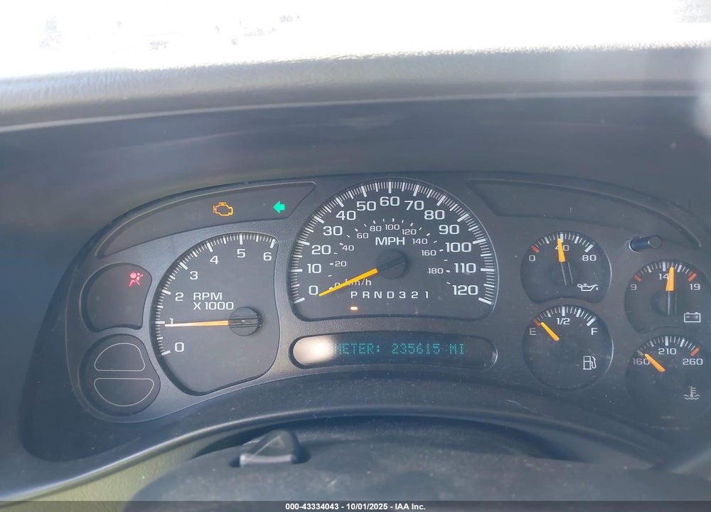 2006 CHEVROLET TAHOE LS VIN: 1GNEK13T56R110789