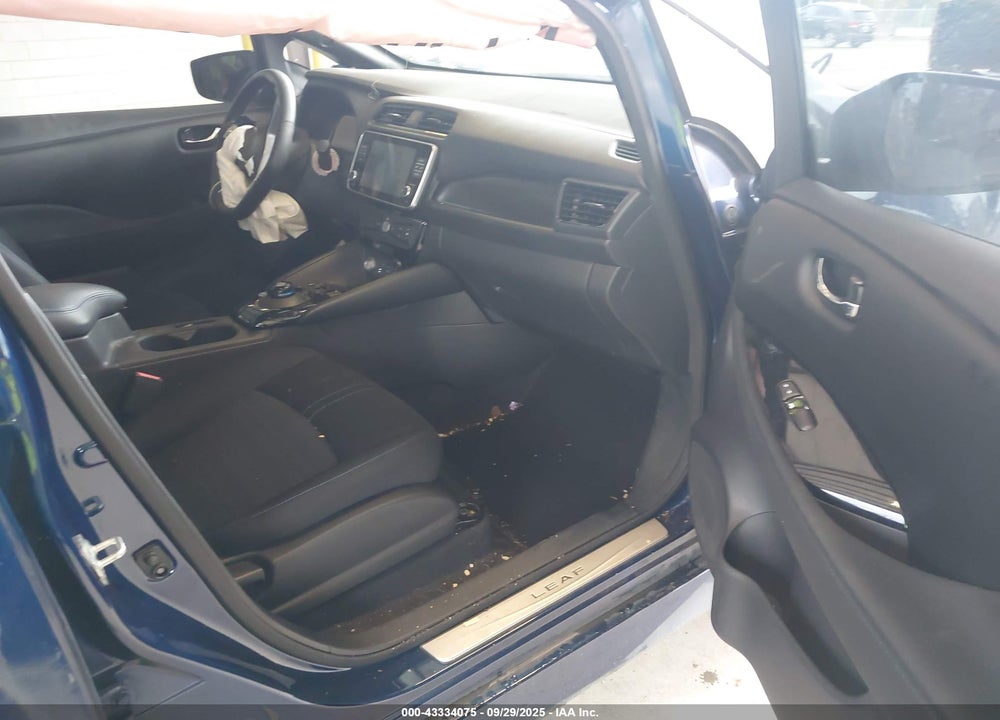 2023 NISSAN LEAF VIN: 1N4CZ1CV2PC552209
