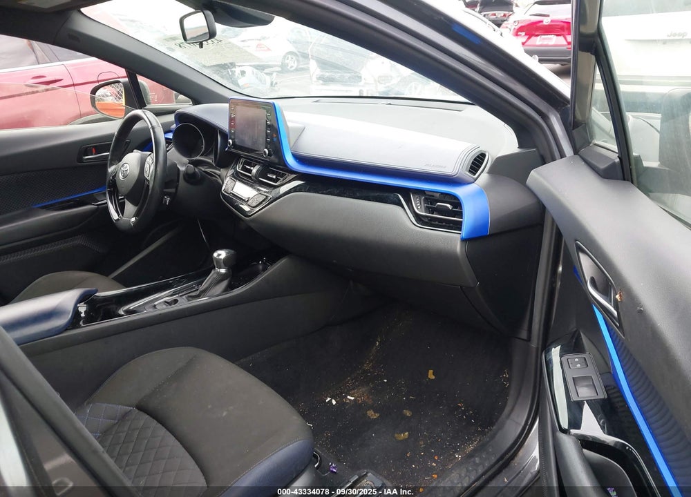 2021 TOYOTA C-HR VIN: JTNKHMBX9M1102119