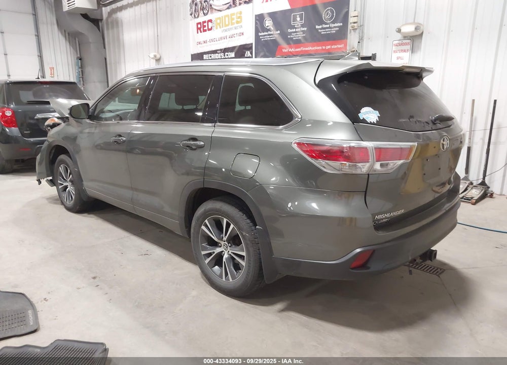 2016 TOYOTA HIGHLANDER XLE V6 VIN: 5TDJKRFH7GS274500
