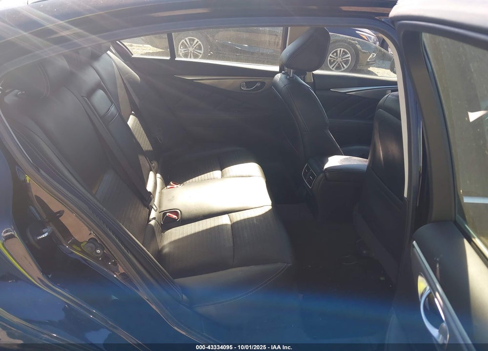 2015 INFINITI Q50 HYBRID PREMIUM/SPORT VIN: JN1AV7AR4FM850455