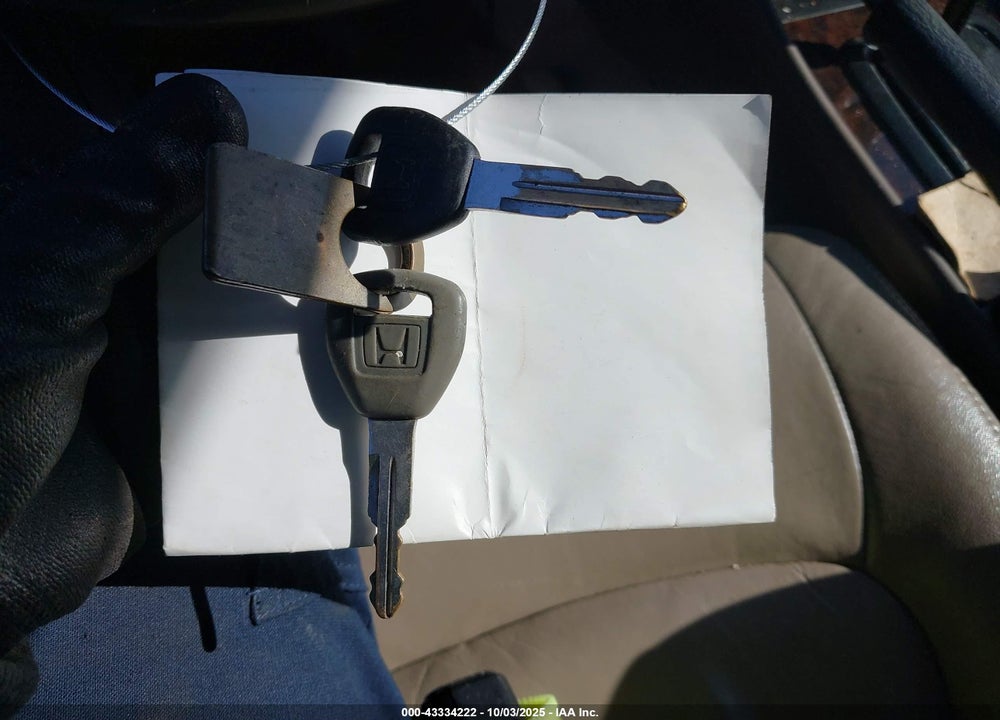 1998 HONDA ACCORD EX V6 VIN: 1HGCG1654WA010469