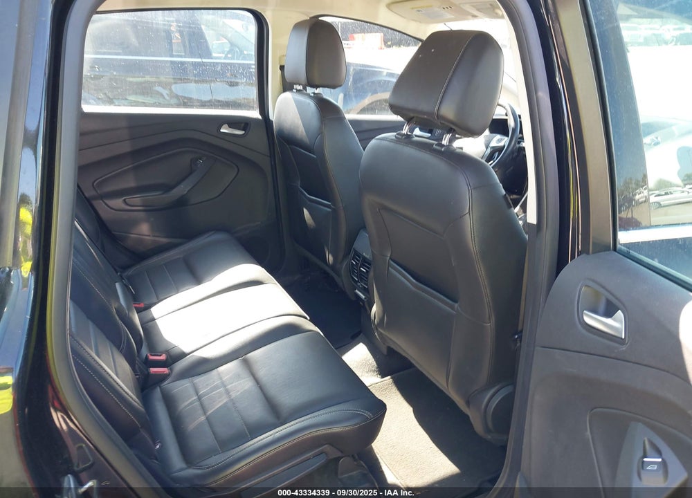 2014 FORD C-MAX VIN: 1FADP5CU6EL517517