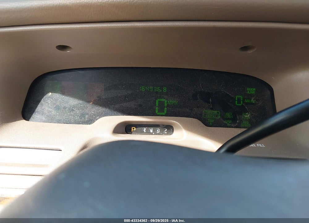 1998 MERCURY GRAND MARQUIS VIN: 2MEFM75W5WX658538
