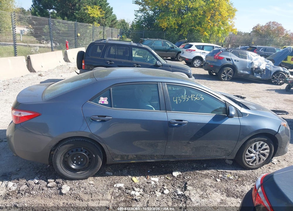 2019 TOYOTA COROLLA LE VIN: 2T1BURHE5KC204156