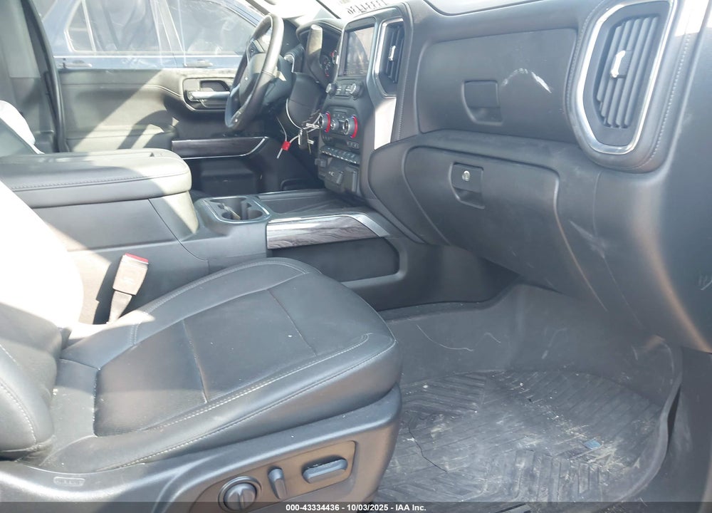 2022 CHEVROLET SILVERADO 1500 LTD 4WD SHORT BED LTZ VIN: 1GCUYGEL8NZ201900