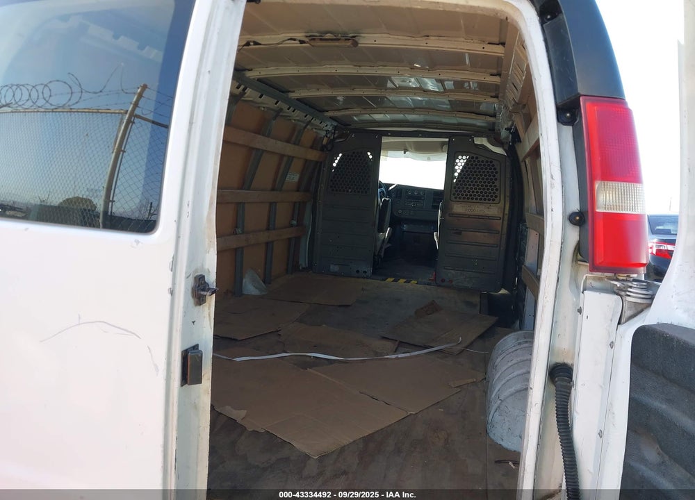 2011 GMC SAVANA 2500 WORK VAN VIN: 1GTW7GCA0B1905709
