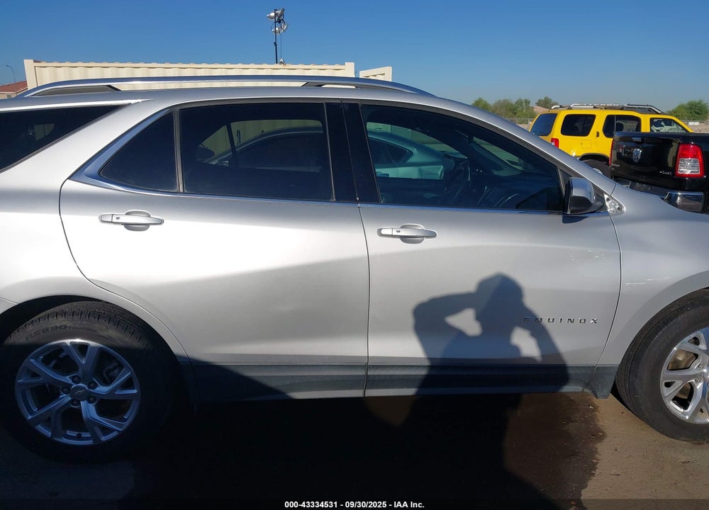 2018 CHEVROLET EQUINOX VIN: 2GNAXKEX9J6283306