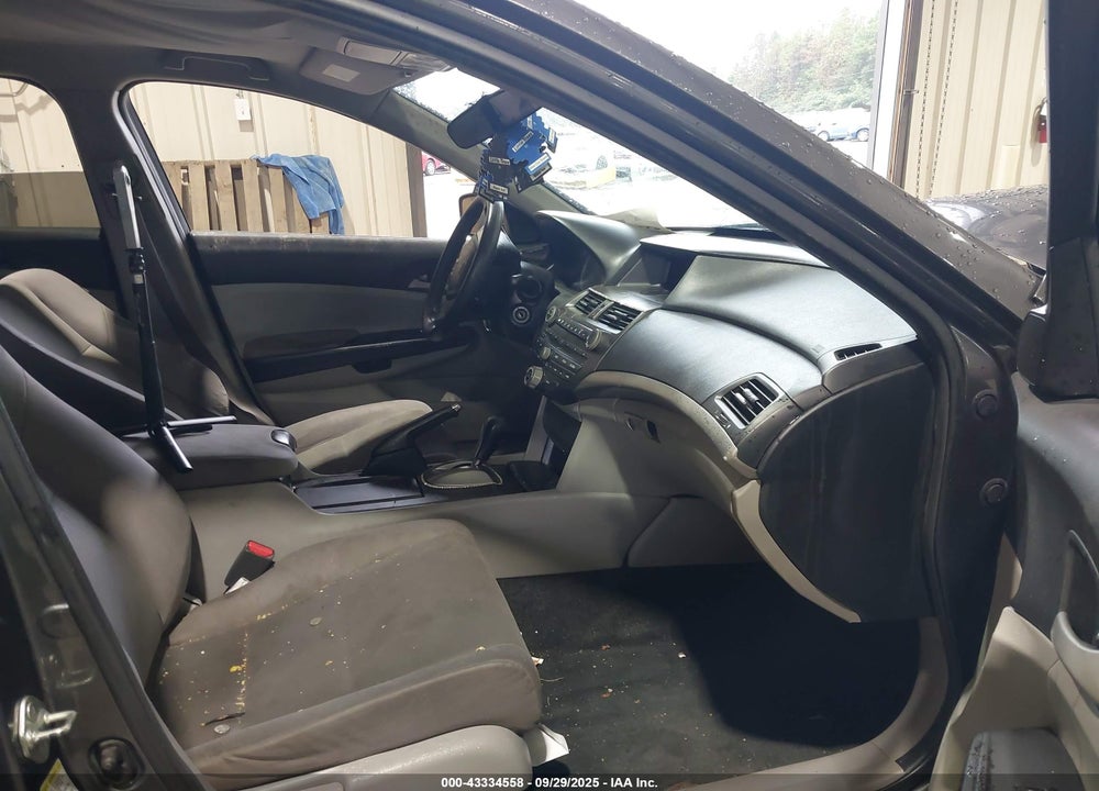 2012 HONDA ACCORD 2.4 LX VIN: 1HGCP2F30CA232555