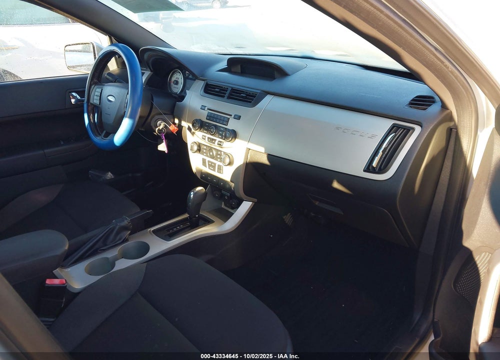 2011 FORD FOCUS VIN: 1FAHP3GN0BW139424