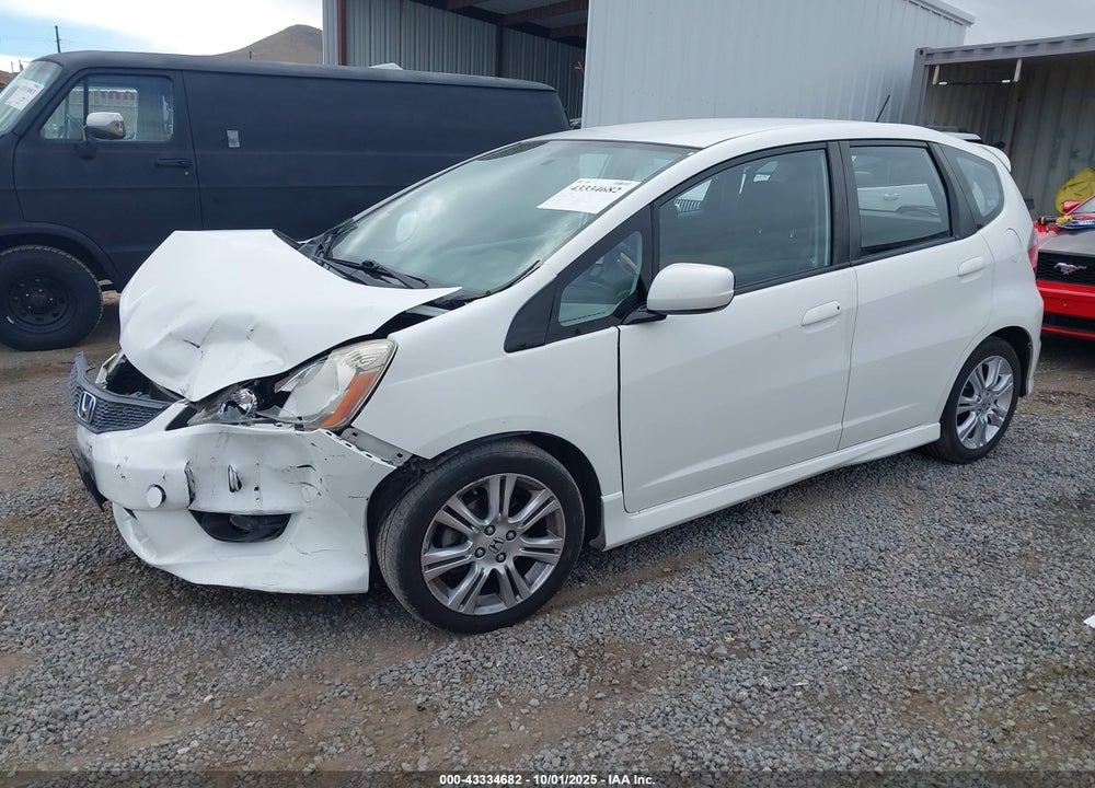 2009 HONDA FIT VIN: JHMGE88499S068268