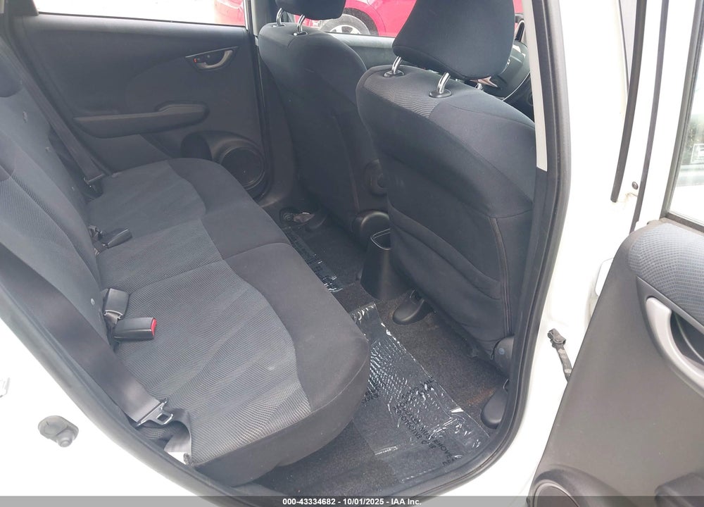 2009 HONDA FIT VIN: JHMGE88499S068268