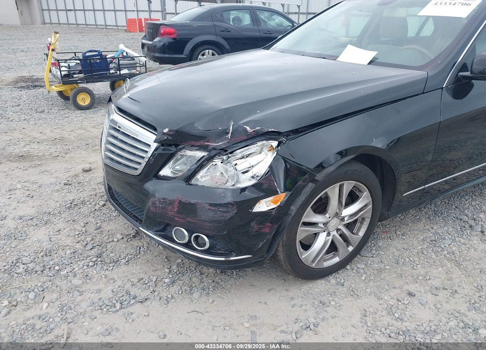 2011 MERCEDES-BENZ E-CLASS VIN: WDDHF5GBXBA395555