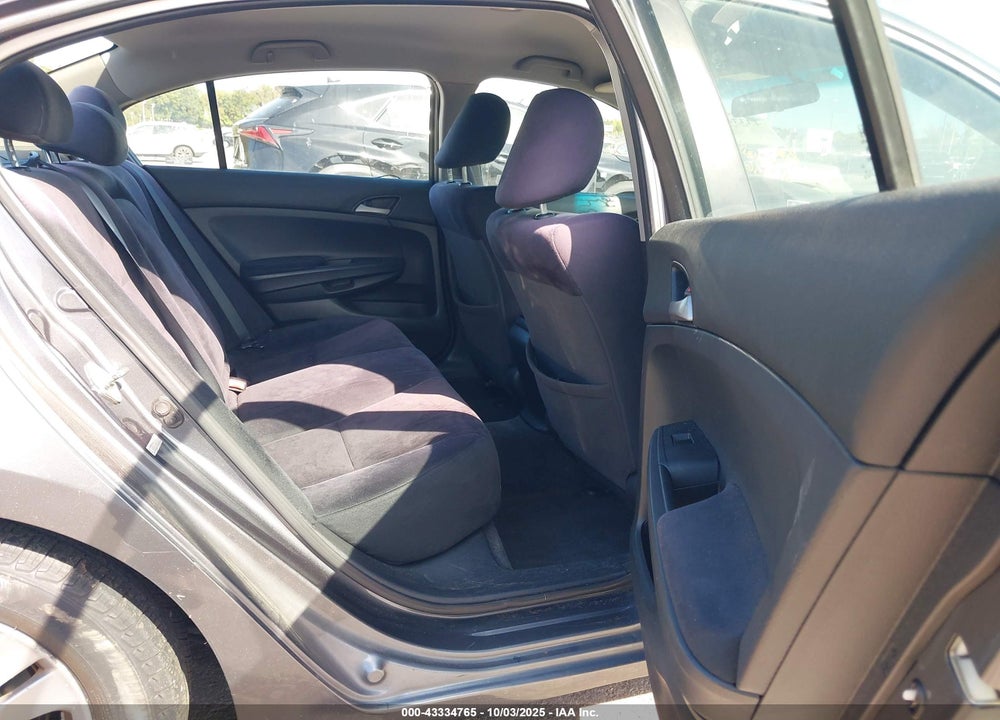 2011 HONDA ACCORD 2.4 LX-P VIN: 1HGCP2F4XBA063409