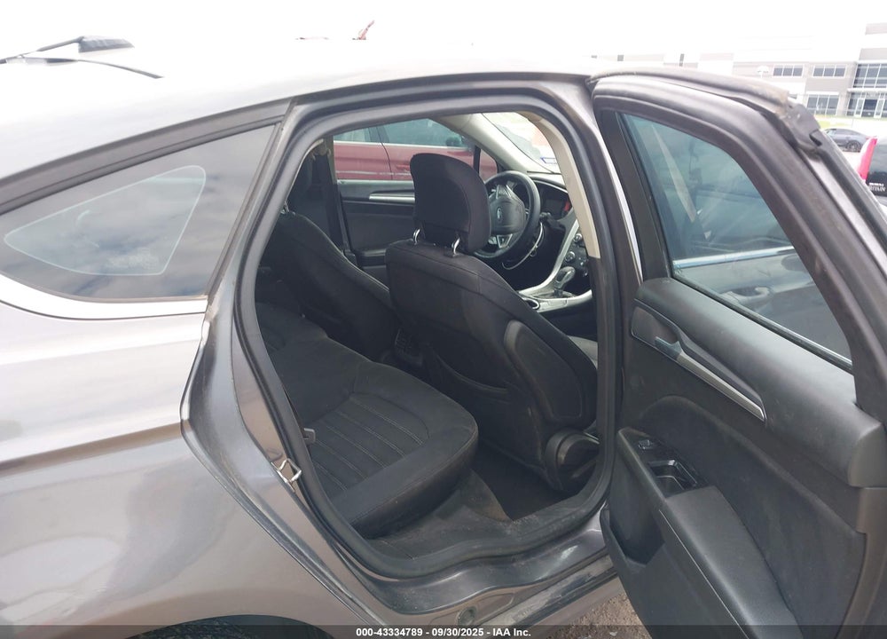 2013 FORD FUSION SE VIN: 3FA6P0H75DR342465