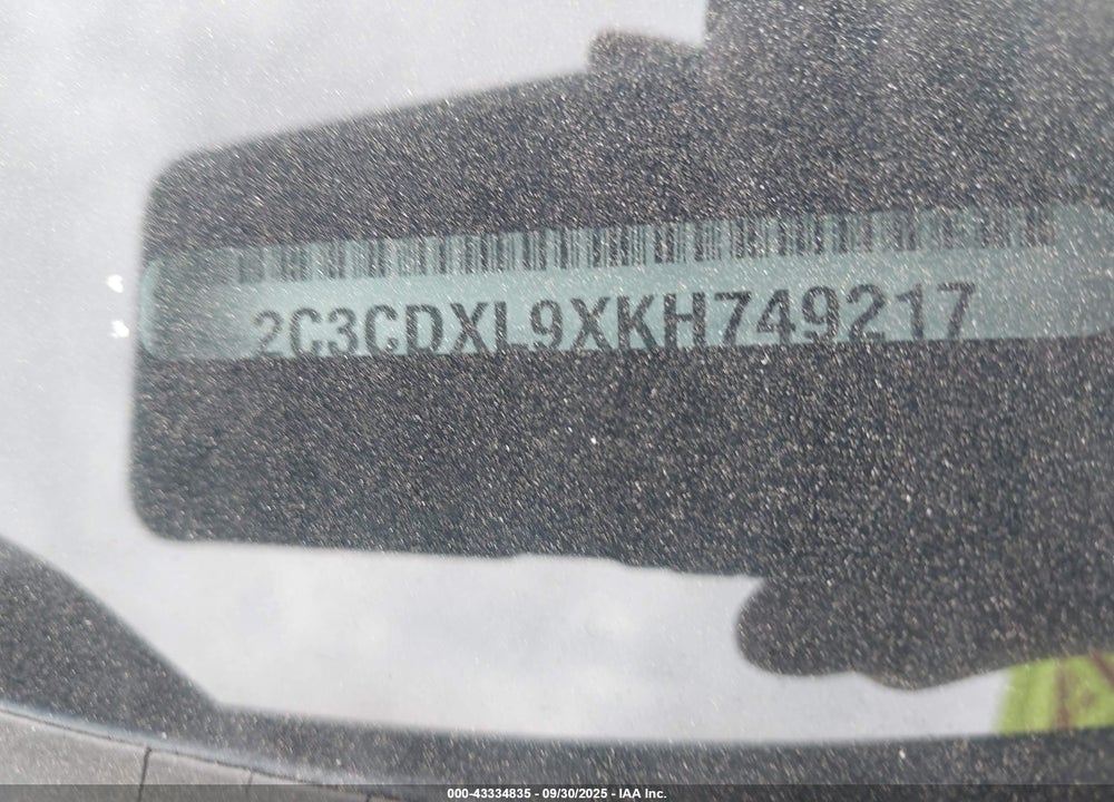 2019 DODGE CHARGER VIN: 2C3CDXL9XKH749217