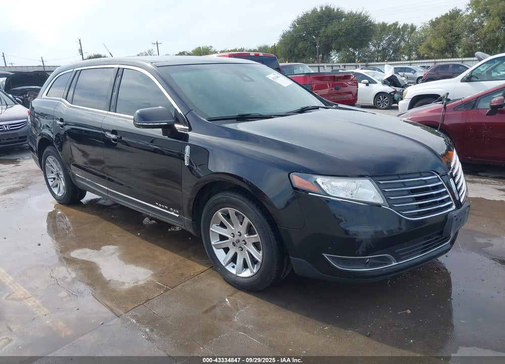 2018 LINCOLN MKT LIVERY VIN: 2LMHJ5NK1JBL02453