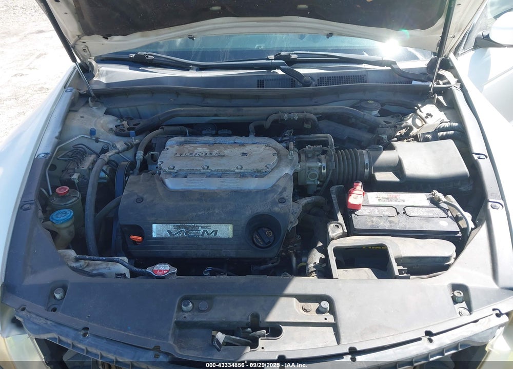 2012 HONDA ACCORD VIN: 1HGCS2B81CA011160