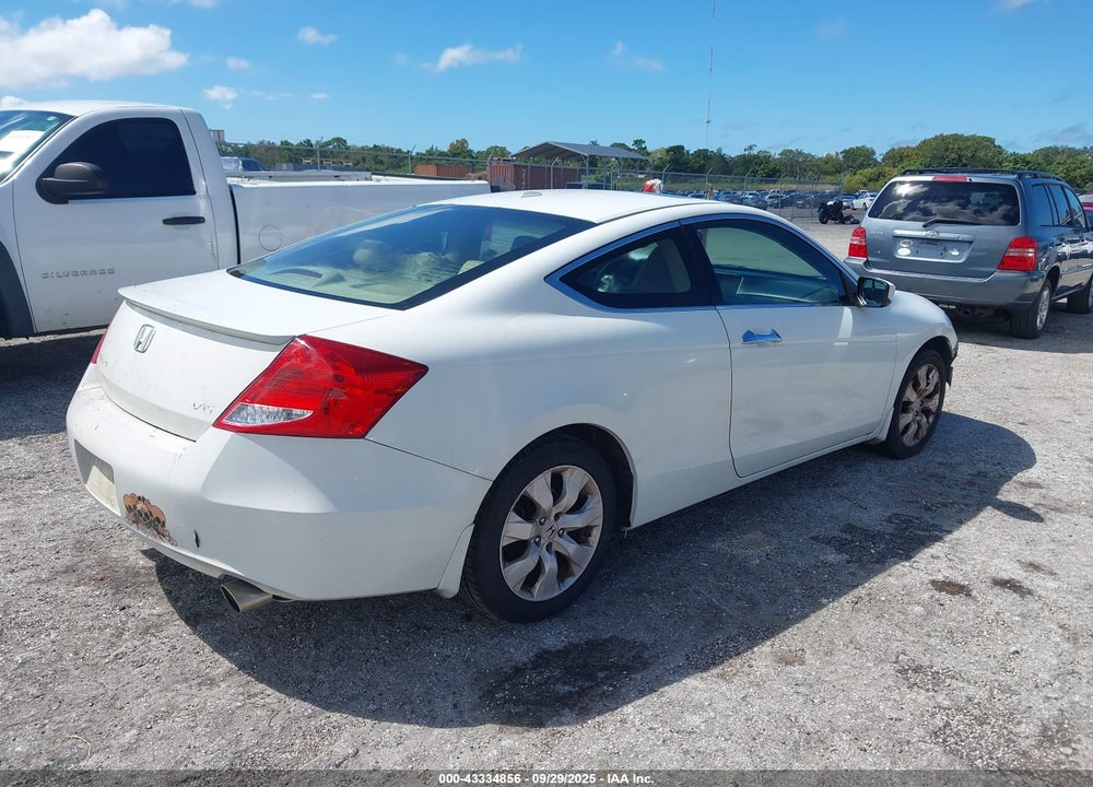 2012 HONDA ACCORD VIN: 1HGCS2B81CA011160
