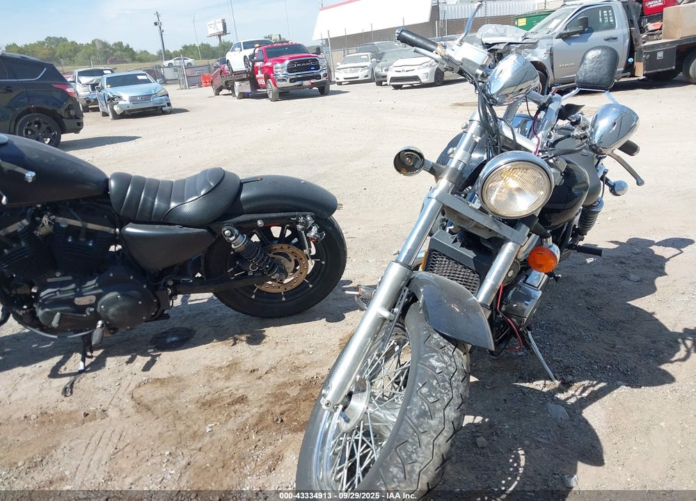 2003 HONDA VT750 DC VIN: JH2RC44013M702185