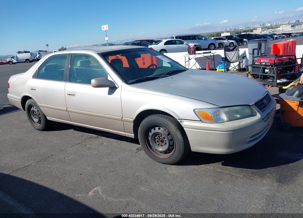 2001 TOYOTA CAMRY CE VIN: 4T1BG22K71U118065