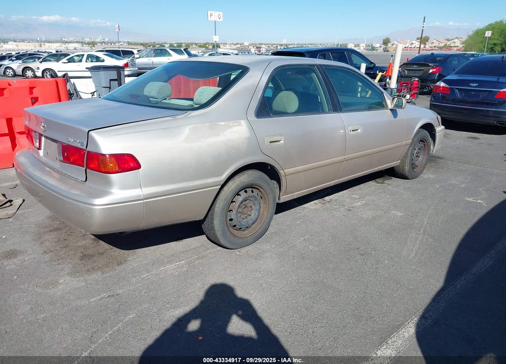 2001 TOYOTA CAMRY CE VIN: 4T1BG22K71U118065
