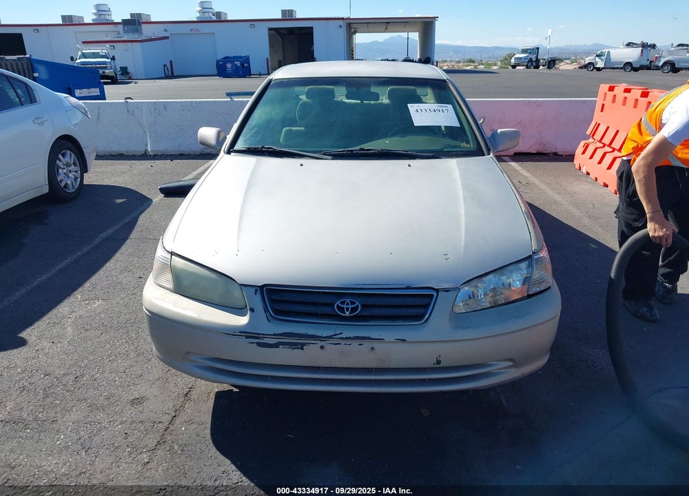 2001 TOYOTA CAMRY CE VIN: 4T1BG22K71U118065
