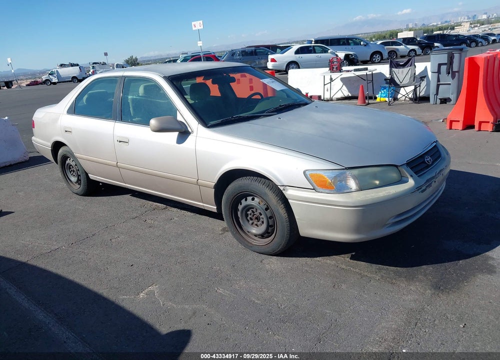 2001 TOYOTA CAMRY CE VIN: 4T1BG22K71U118065